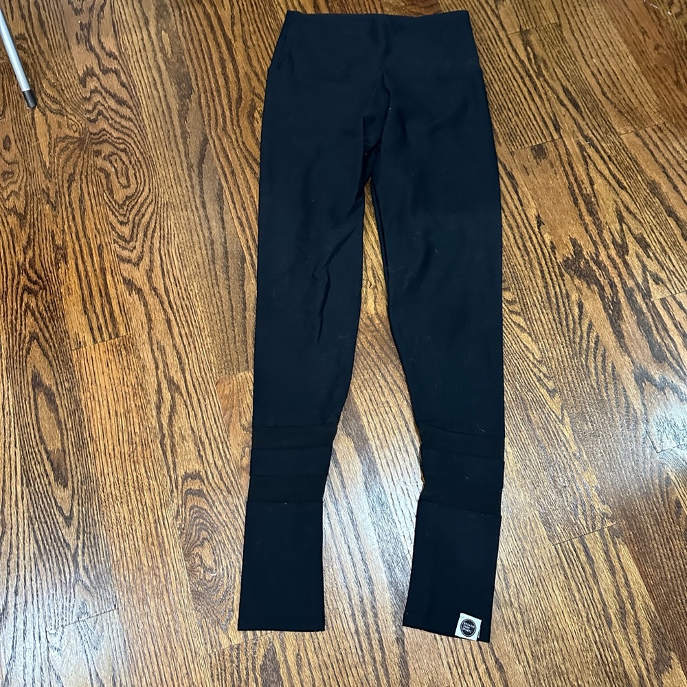 Greater Than Sports black size small mesh leggings